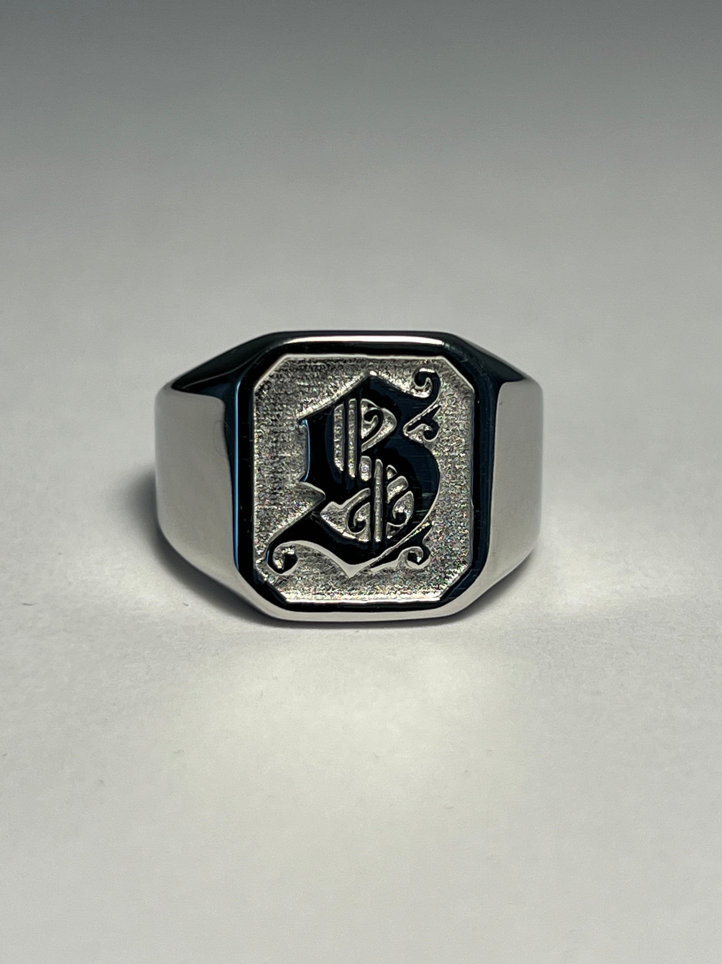 "S" Monogram Signet Ring
